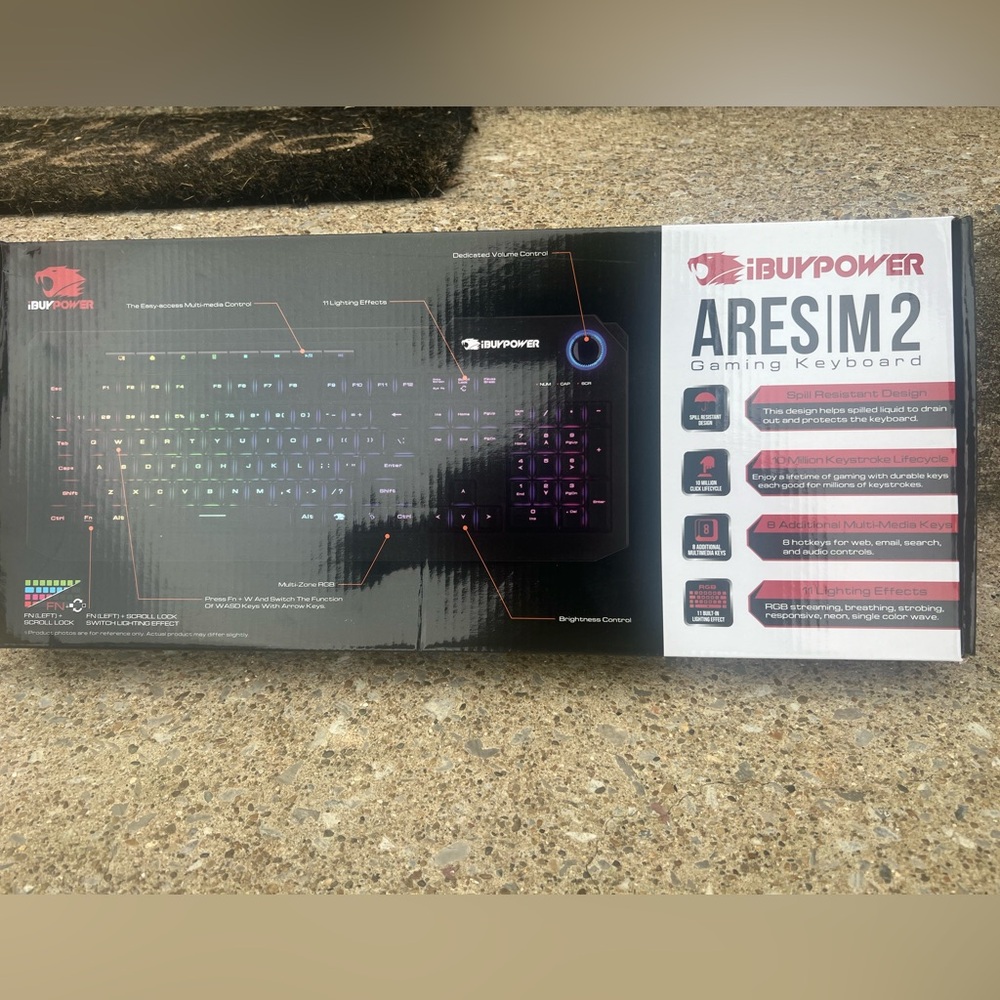 Wireless keyboard and wireless mouse (gaming).  All details on the box.